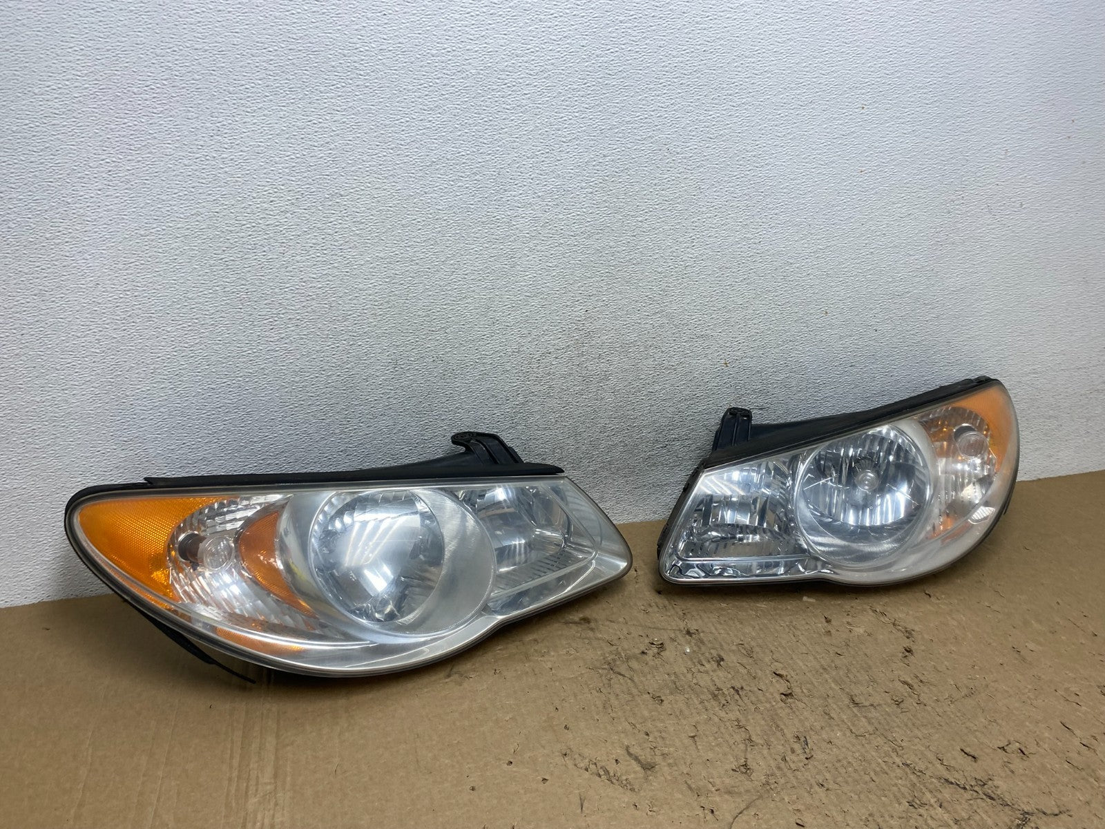 2007 2008 2009 2010 Hyundai Elantra Left+Right Side Headlights AF8417 DW2