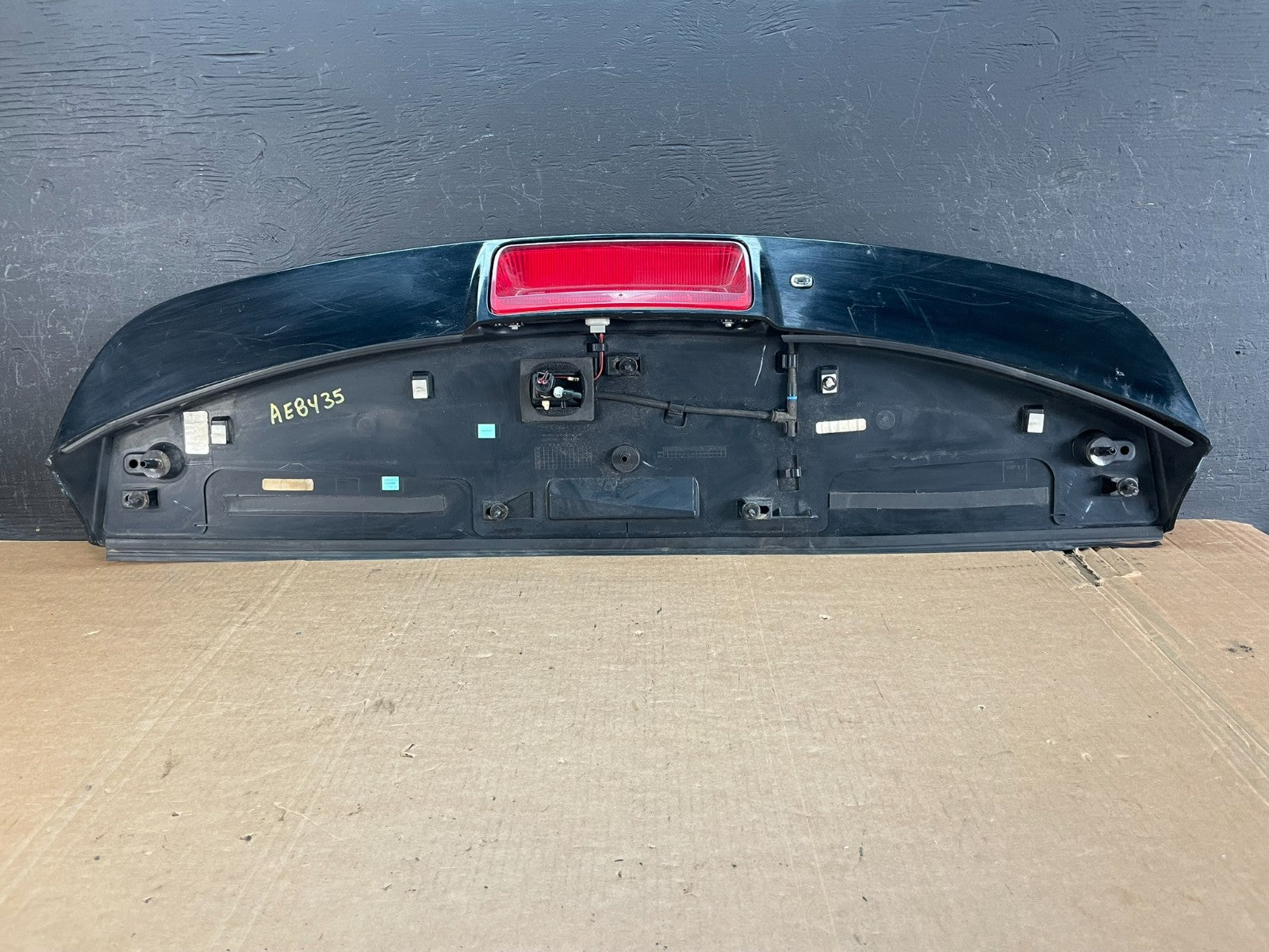 2007 to 2010 Ford Edge Rear Spoiler Wing With Brake Light AE8435 DW6