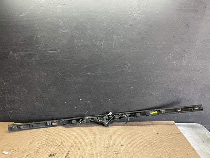 2016 - 2019 Ford Explorer Interceptor Rear Tailgate Molding With Camera M2917 DG6