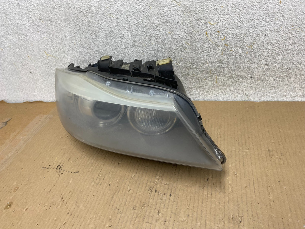 2009-2011 Bmw 3 Series 328i 4/D Sedan Right Passenger Headlight Xenon AH30762