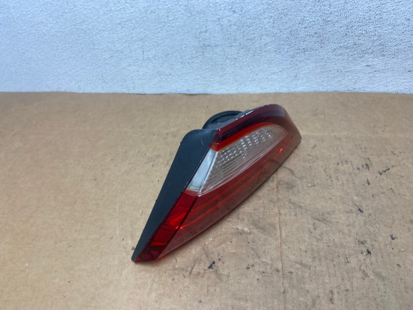 2015 to 2017 Chrysler 200 Sedan Right Passenger Inner Tail Light AD5263 LK2