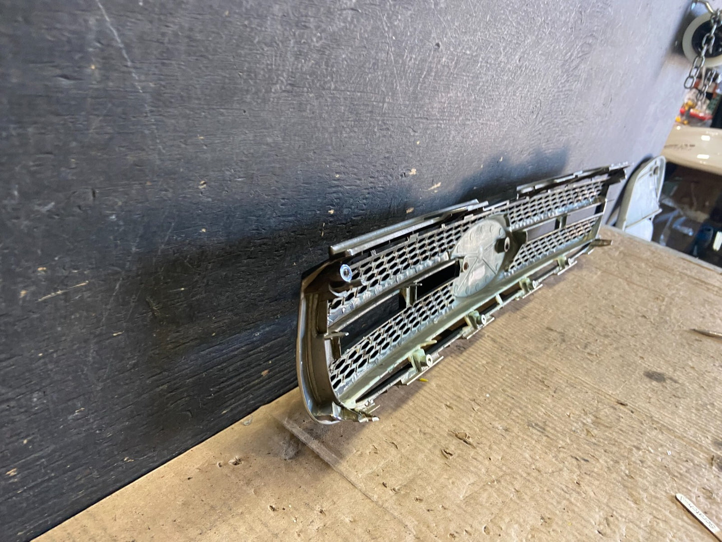 2006 2007 2008 Kia Sportage Front Upper Grille Grill O6147 PS8