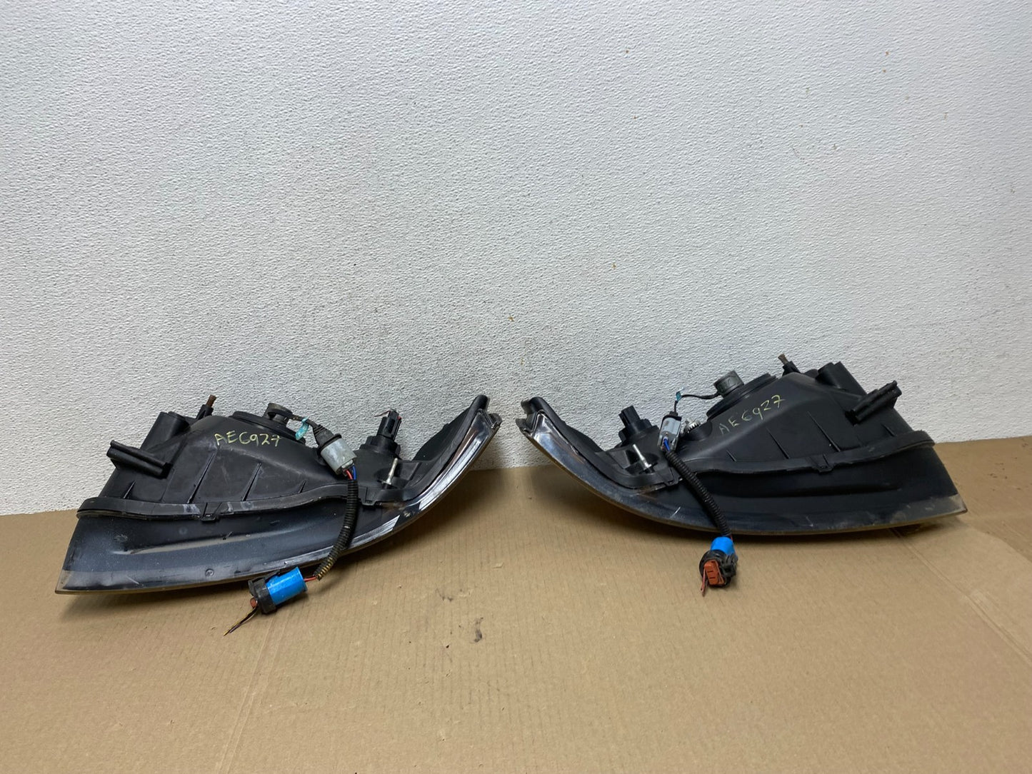 2004 - 2006 Nissan Sentra Halogen Left+Right Set Headlights AE6927 DW8
