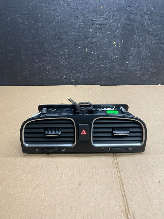 2010-2014 Volkswagen GTI Golf Dash Dashboard Middle Center Air Vent OE AE4215 DG0