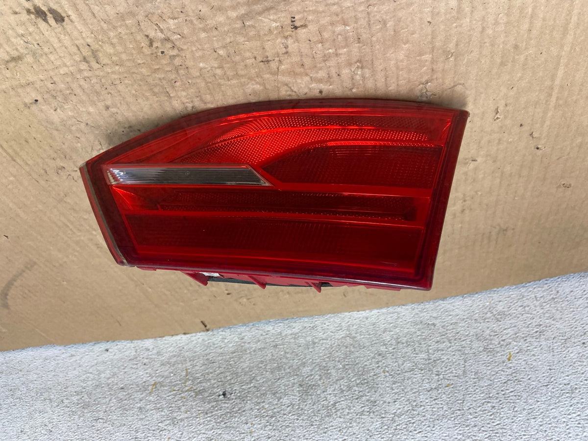 2011-2014 Volkswagen Jetta Right RH Inner Trunk Tail Light AI7960 LK0