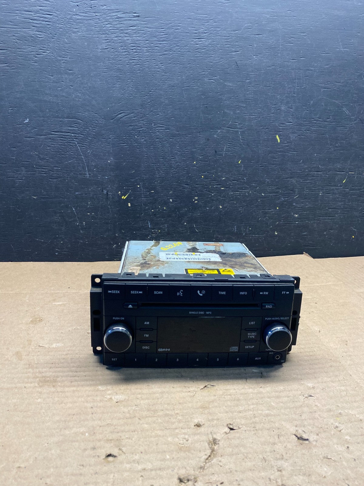 2007-2012 Chrysler Dodge Jeep Ram Radio CD MP3 AUX Receiver q2267 DG0