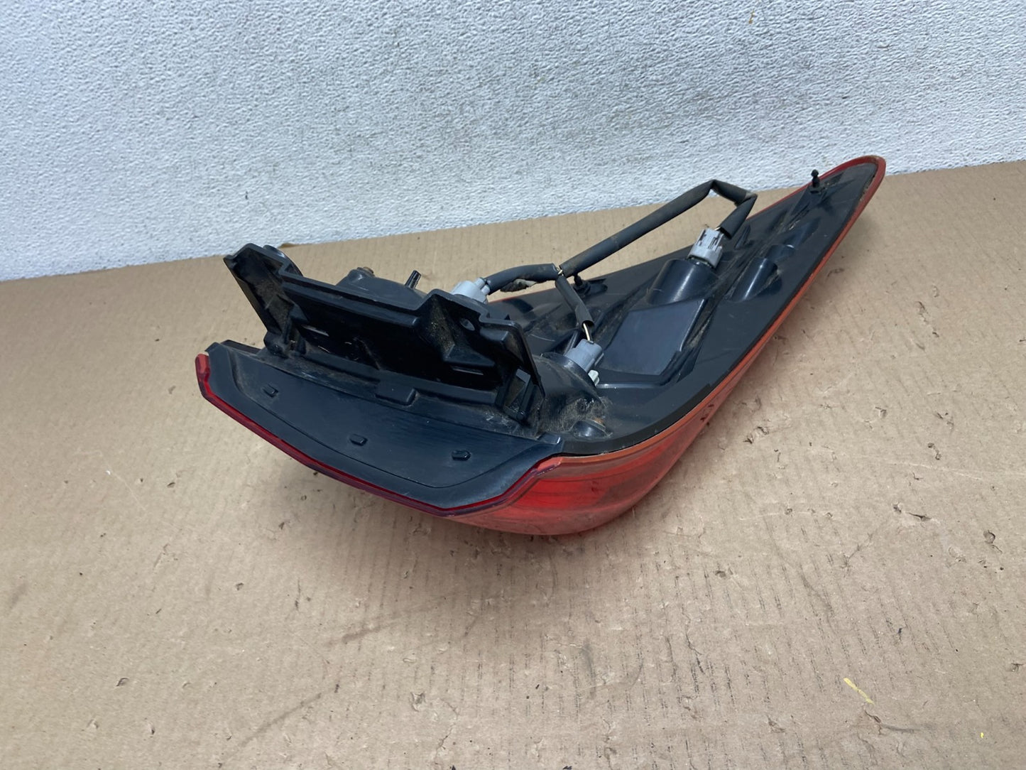 2017 - 2020 Nissan Pathfinder Right Passenger Tail light AG5962 DW4