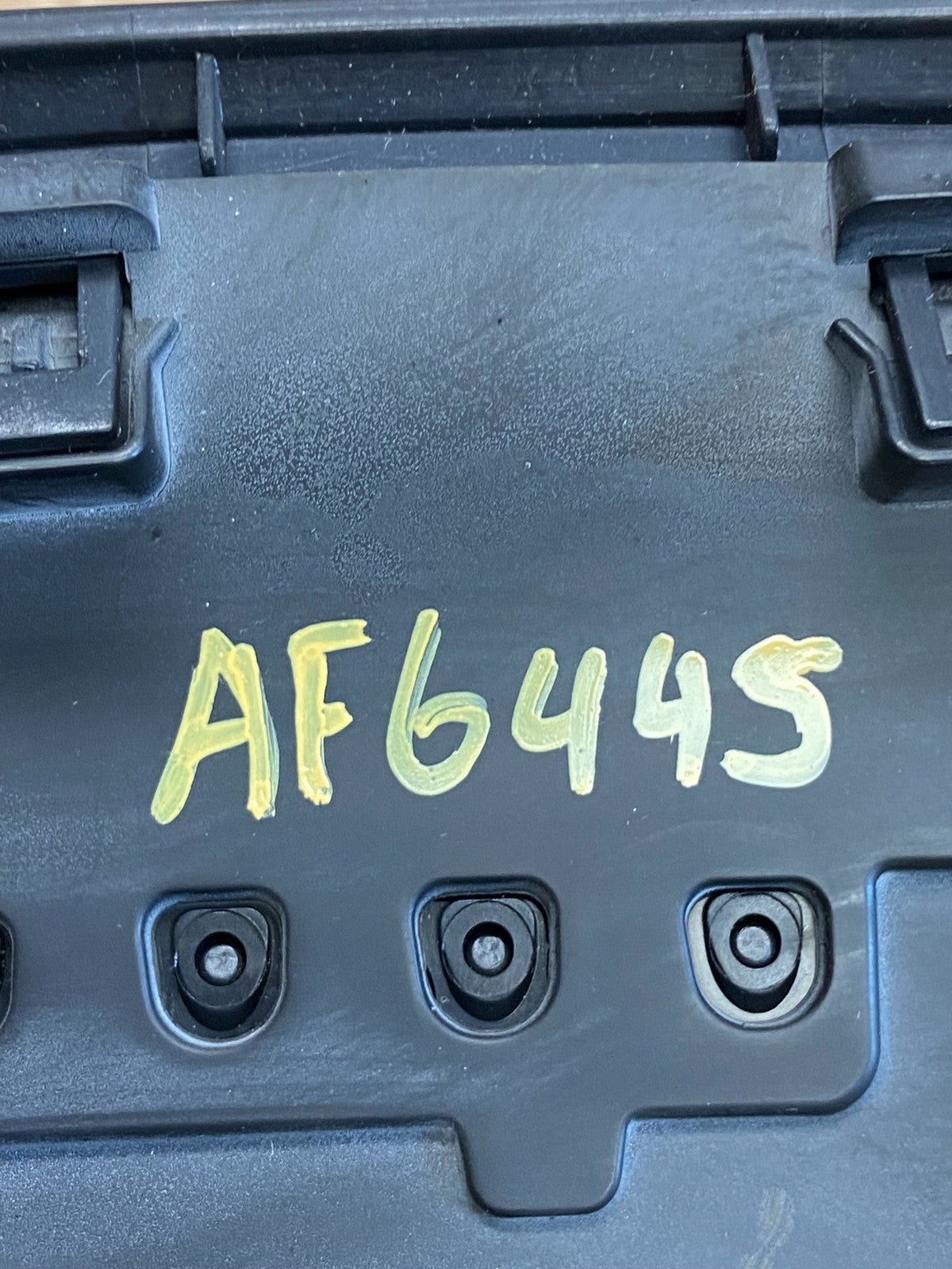 2013-2016 Chevrolet Malibu Center Radio Switch Air Vent Trim Bezel AF6445 DW5