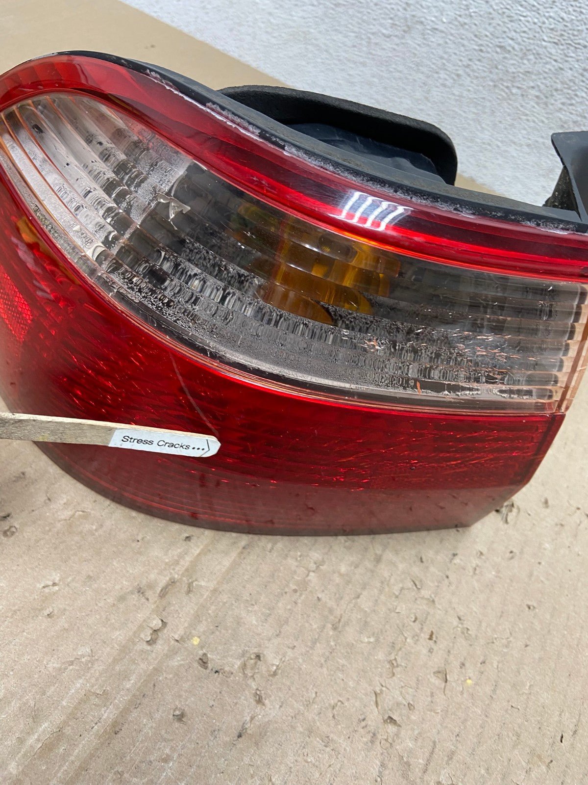 1998 to 2000 Honda Accord Sedan Tail light Left Driver LH Side AE9723 LK4