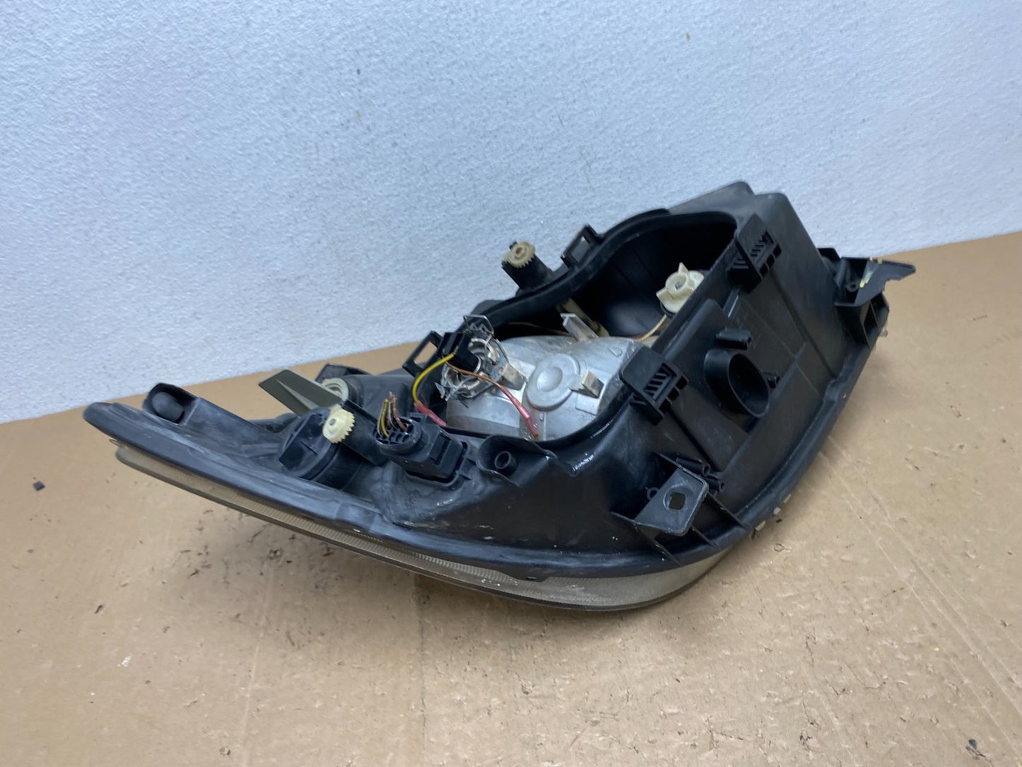 2007 to 2013 Mercedes Sprinter Headlight Left Driver Side Halogen AC7241 DW8