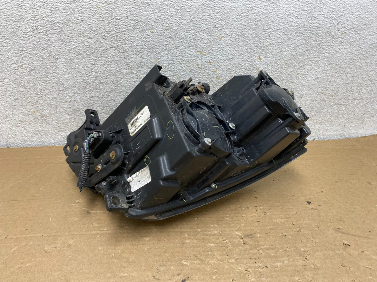 Halogen 2008 to 2014 Cadillac CTS Headlight Right Passenger Rh AH8530 DW6