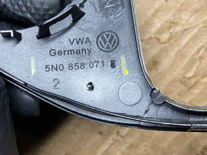 2012 to 2017 Volkswagen Tiguan Center Dashboard Radio Bezel Trim W3066 DG4
