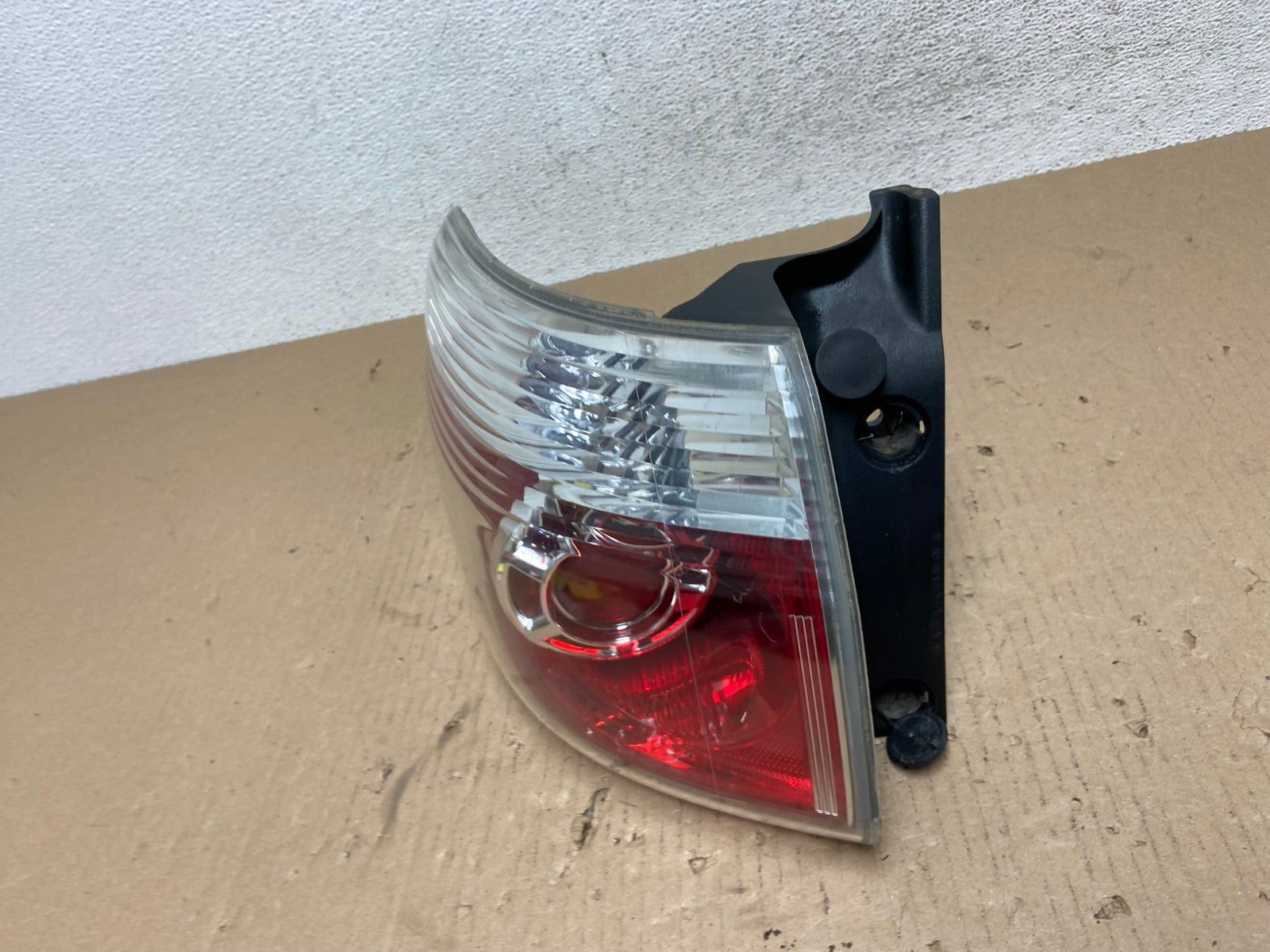 2007 to 2012 GMC Acadia Tail Light Left Driver Lh Side AE8742 LK1