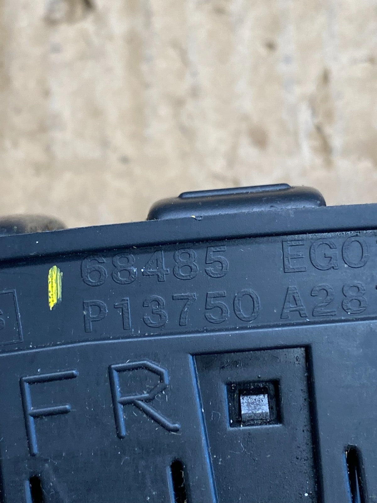 2006-2010 Infiniti M35 M45 Seat Heater Switches Center Switch Panel AC9575 DG5