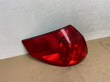 2006 to 2010 Toyota Sienna Left Driver LH Side Tail Light AE6809 LK2