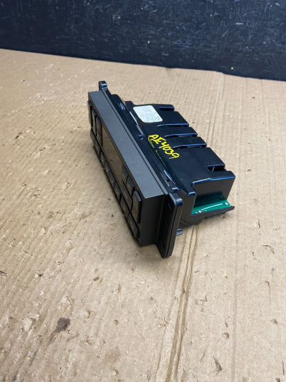 2003 to 2006 Lincoln Town Car Climate Control Panel ae4039 DG2