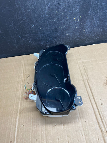 2007 Toyota Sienna Speedometer Cluster Gauge AD7080 DG1
