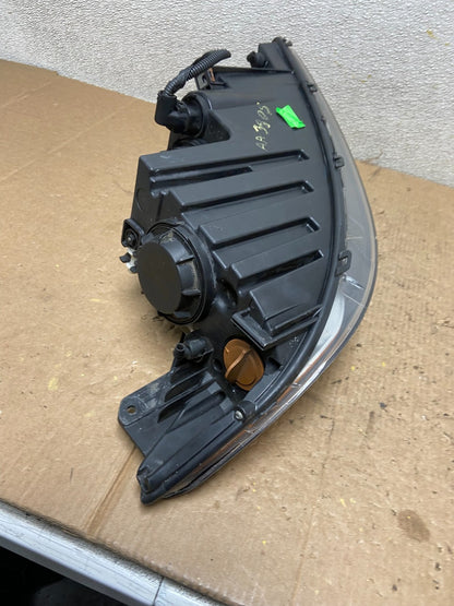 2011 to 2013 Kia Sorento Left Driver LH Side Headlight Halogen Oem AA3805 DW8