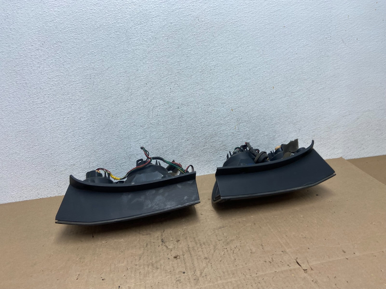 2003 to 2008 Honda Pilot Left+Right Set Side Black Tail Lights AE6461 DG5