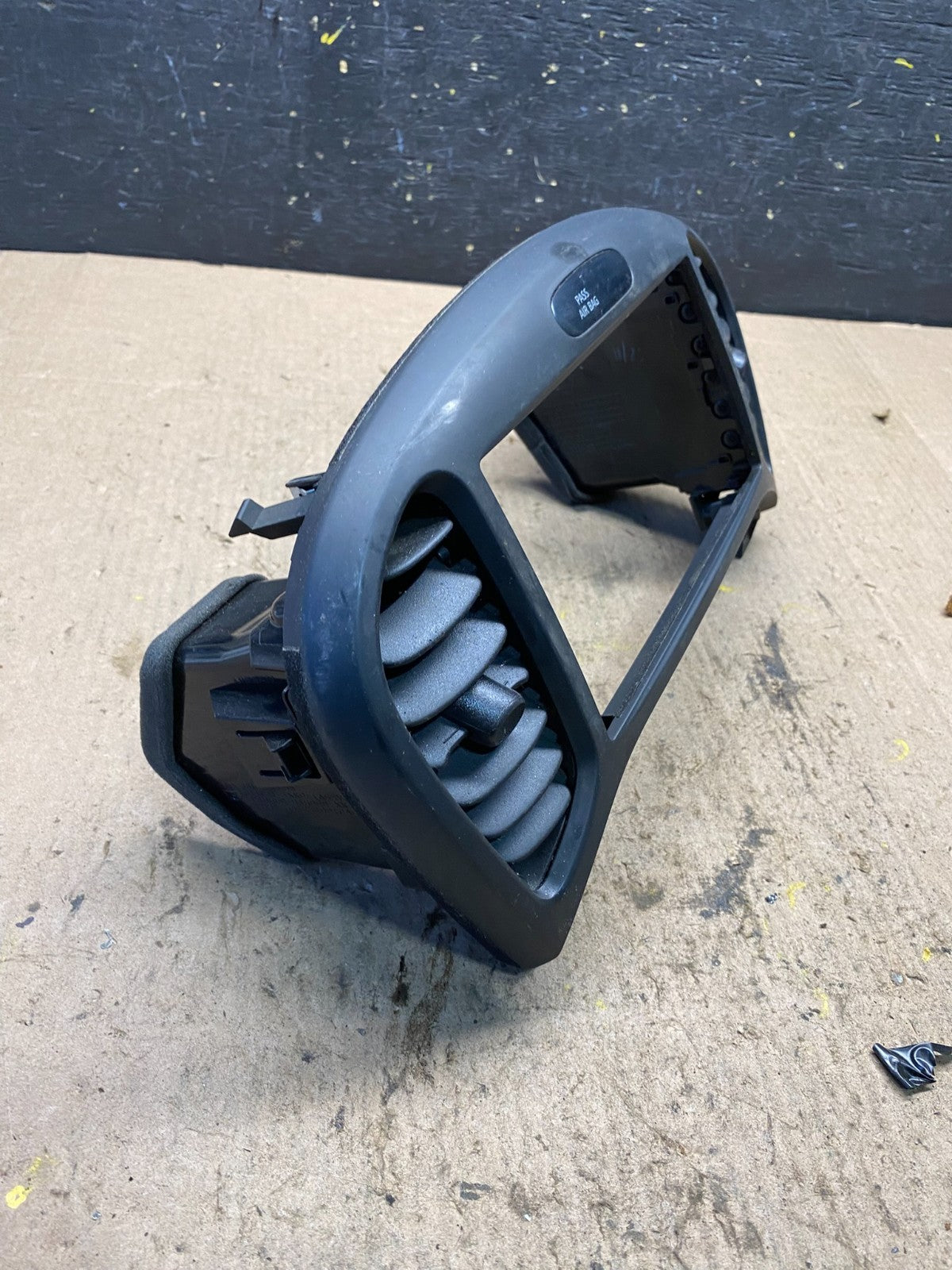2011 to 2014 Nissan Juke Center Console Radio Bezel Trim OEM  R8639 DG1