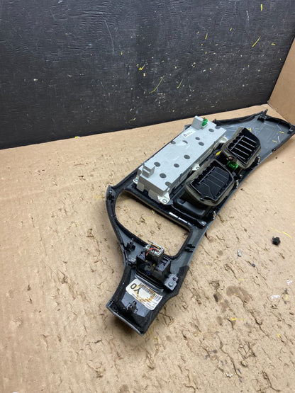 2005 to 2010 Honda Odyssey Radio Climate Control Dash Trim Bezel T8489 DG3