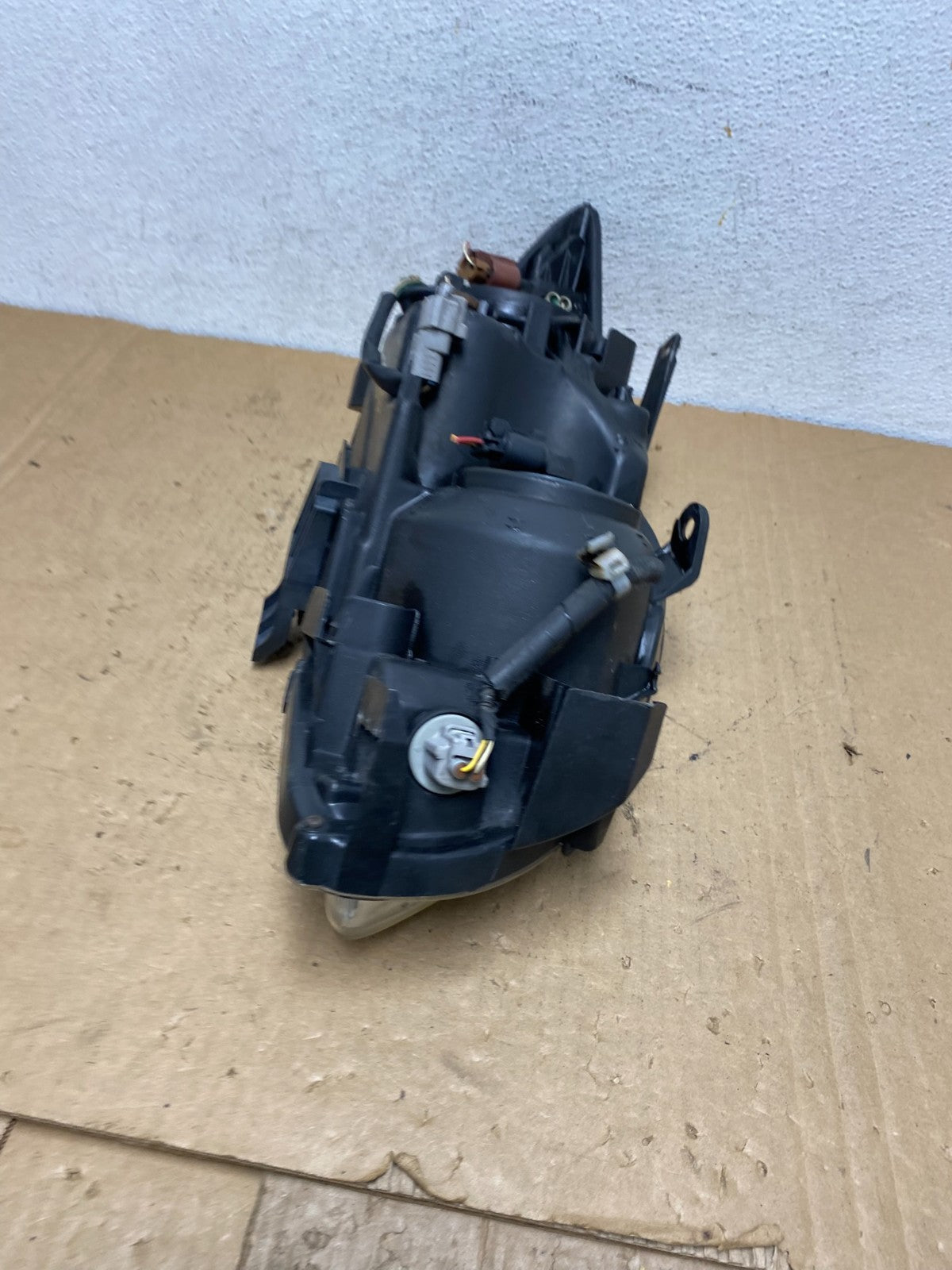 2005 2006 2007 Scion Tc Left Driver LH Side Halogen Headlight AD3296 DW7