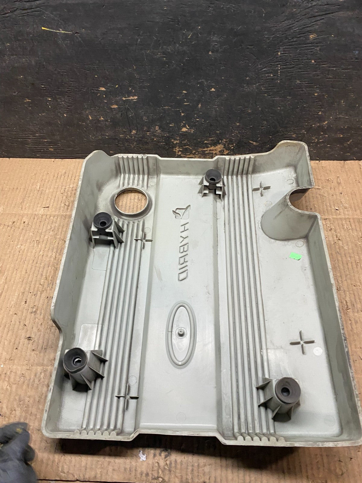 2006 to 2008 Ford Escape Hybrid Engine Motor Cover T9594 DG6