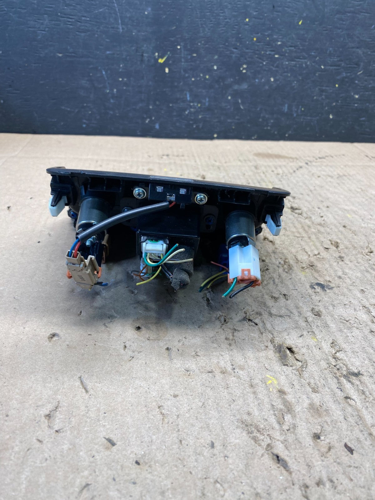 2011-2013 Kia Sorento Center Seat Heater Switches Aux USB Power Outlet p7853 DG3