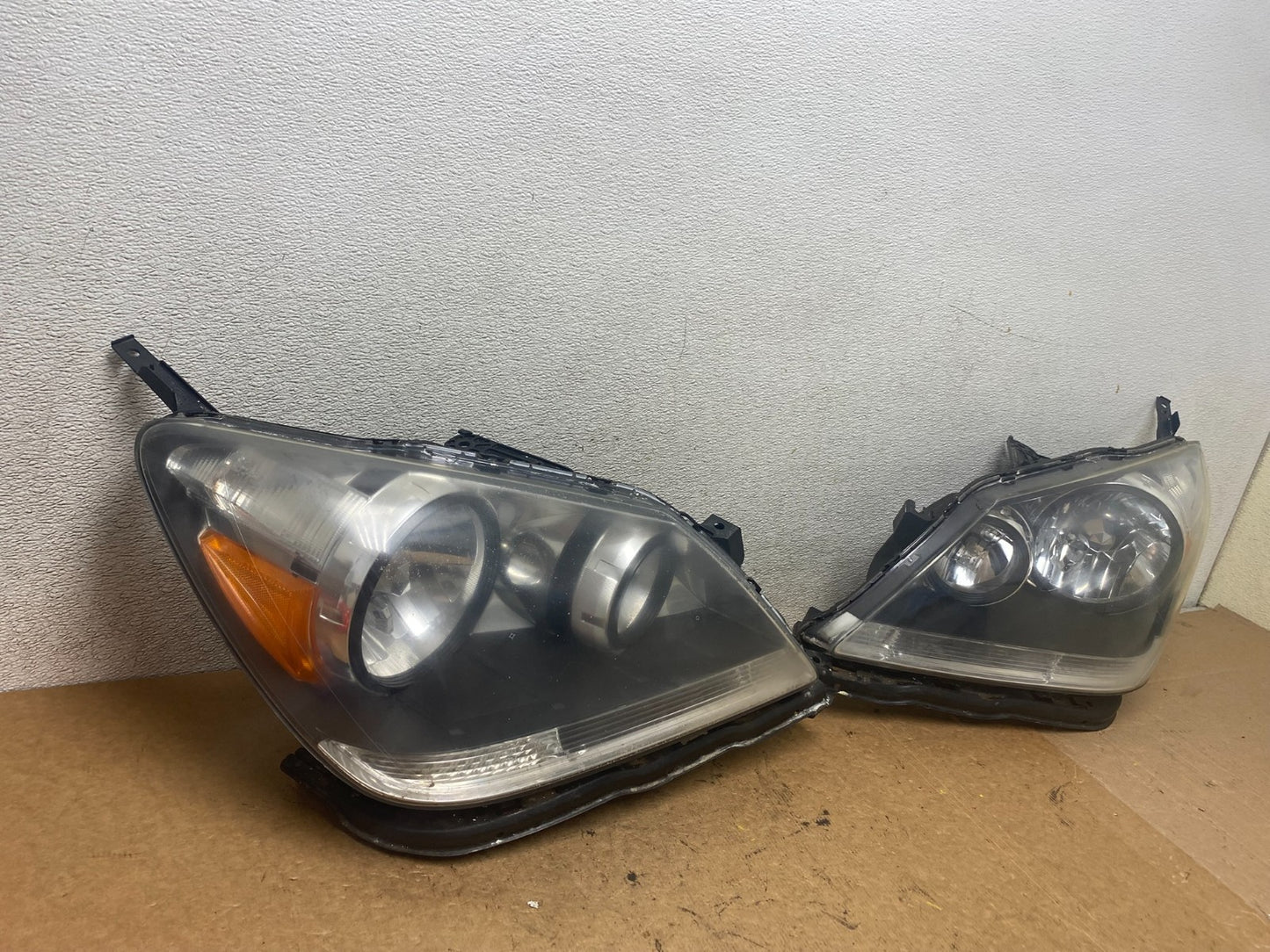 2005 2006 2007 Honda Odyssey Left+Right Set Halogen Headlights S7443 PS2