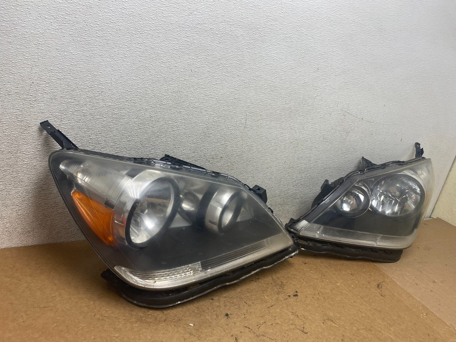 2005 2006 2007 Honda Odyssey Left+Right Set Halogen Headlights S7443 PS2