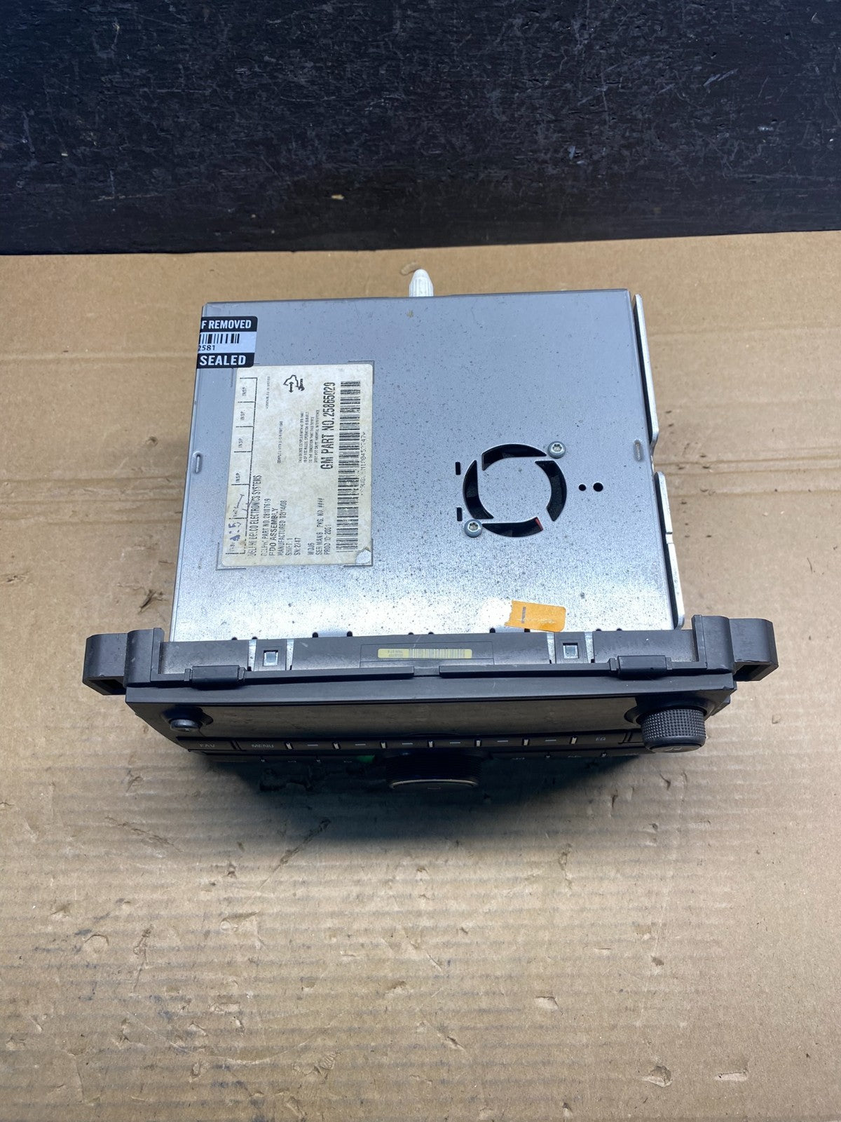 2007 to 2014 GMC Chevy Truck Yukon Silverado AM FM Radio AD6588 DG3
