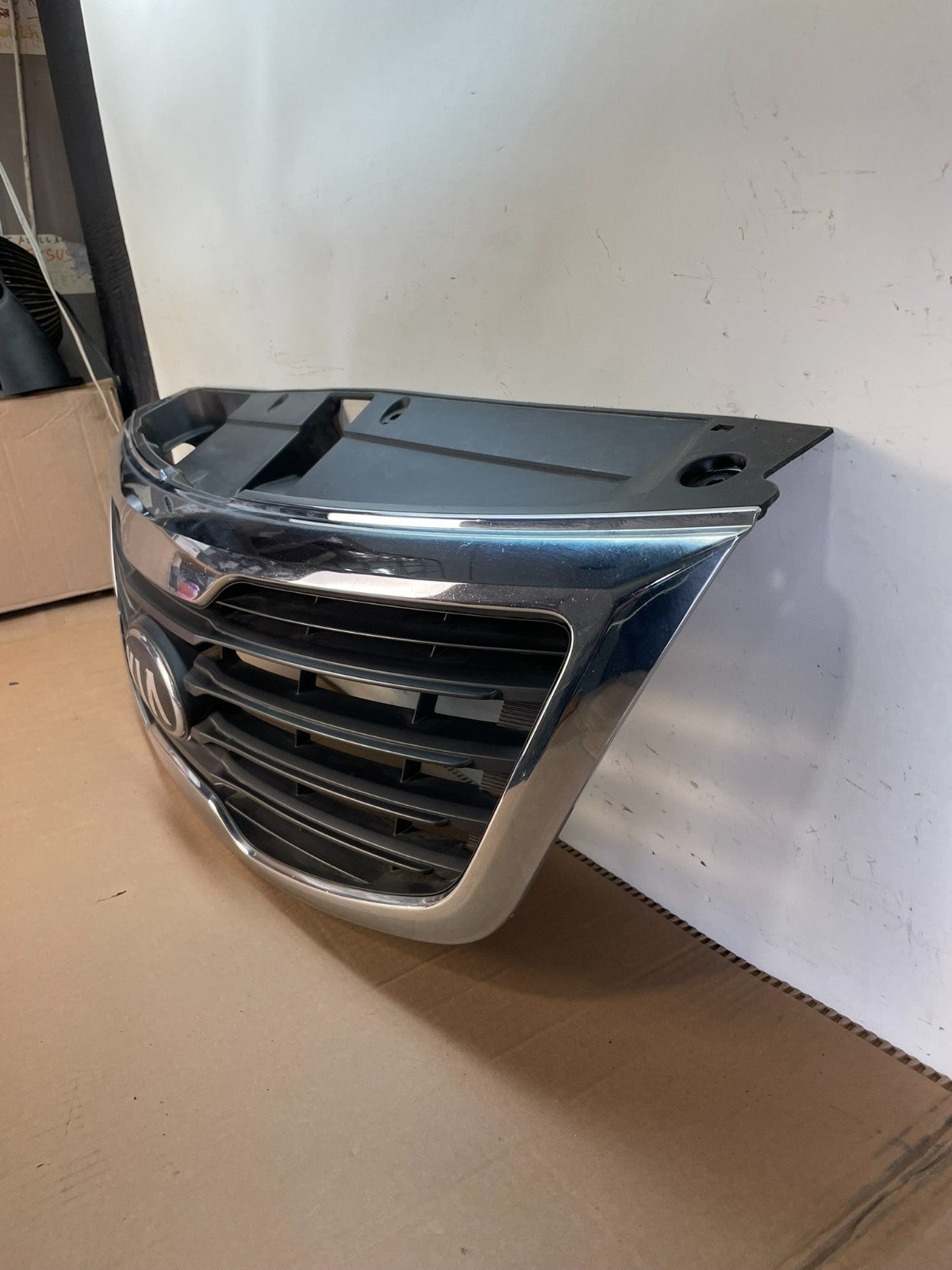 2011 2012 2013 Kia Sportage Front Upper Grill Grille ah8560 DG1