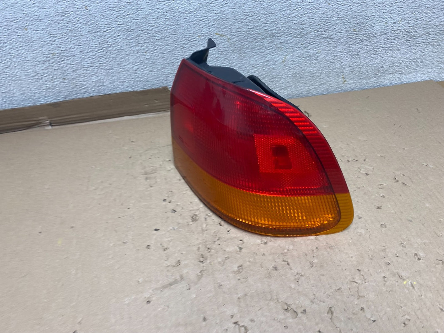 1996 to 1998 Honda Civic Tail Light Sedan Right Passenger RH Side OEM U1234 DW2