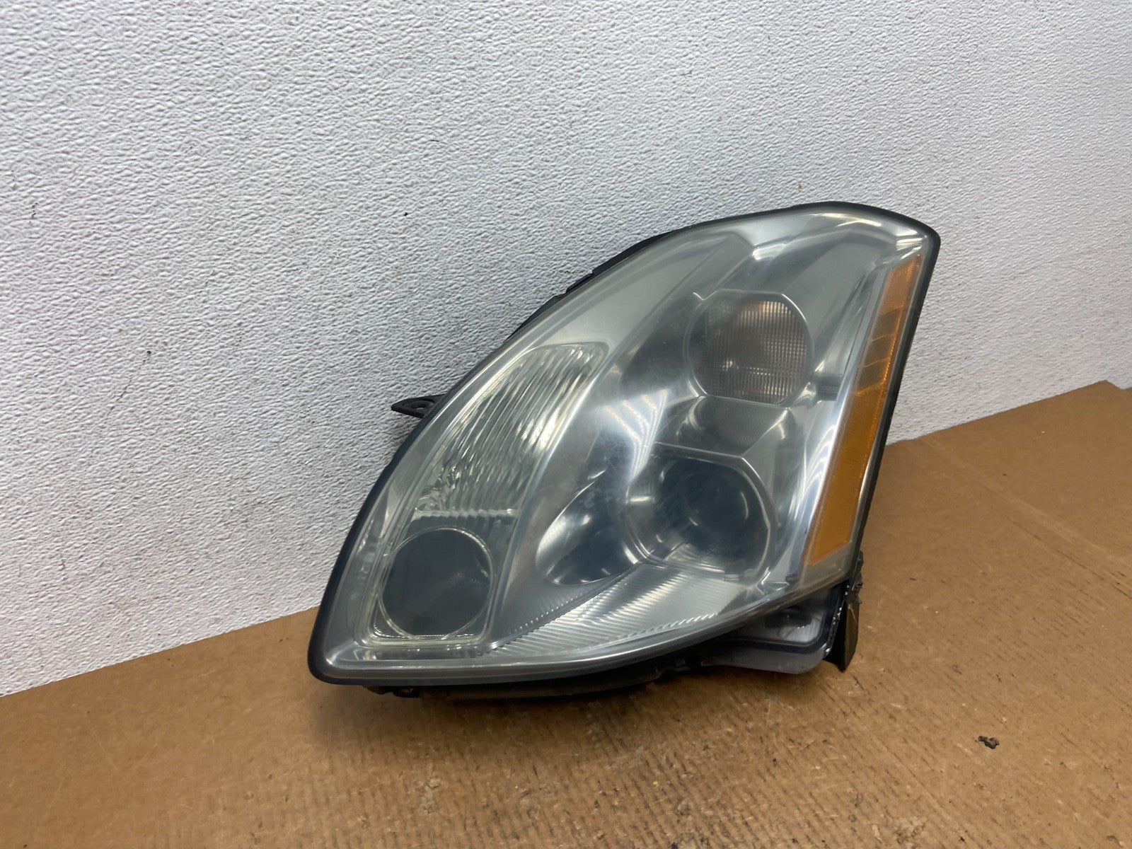2004 to 2006 Nissan Maxima Left Driver Side Headlight Halogen AE1662 DW2