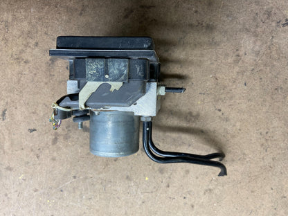 2009 to 2011 Jaguar XF X250 ABS Anti-Lock Brake Pump Module M7339 PS4