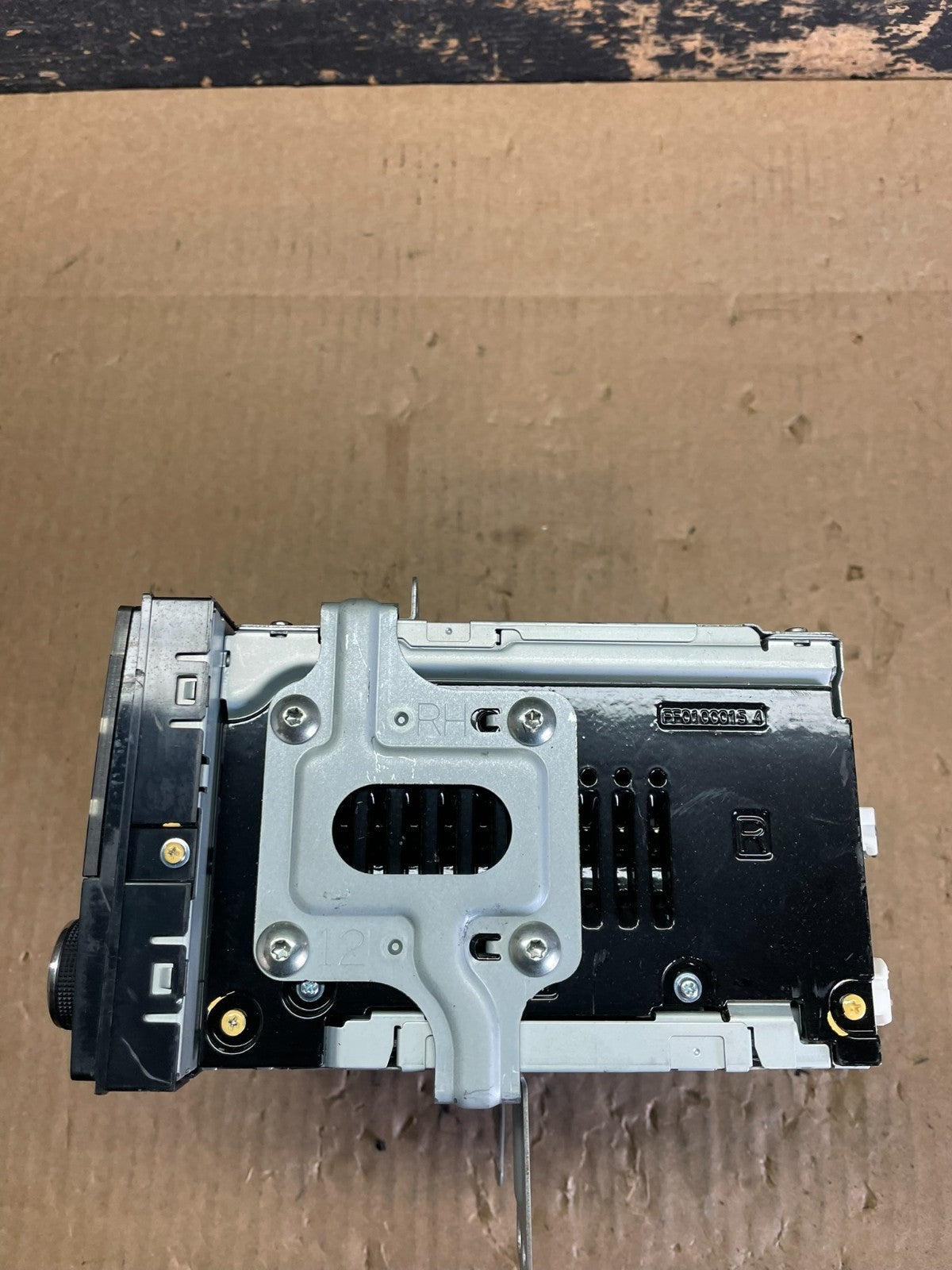 2012 to 2015 Nissan Rogue AM FM XM Radio CD Player Screen Receiver AB3114 DG2