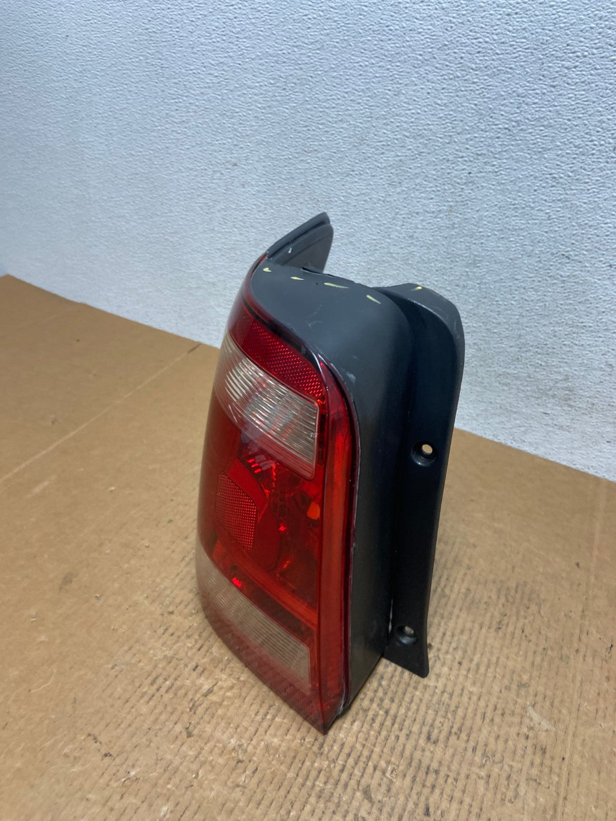 2008 to 2012 Ford Escape Left Driver LH Side Tail Light AE1194 LK1