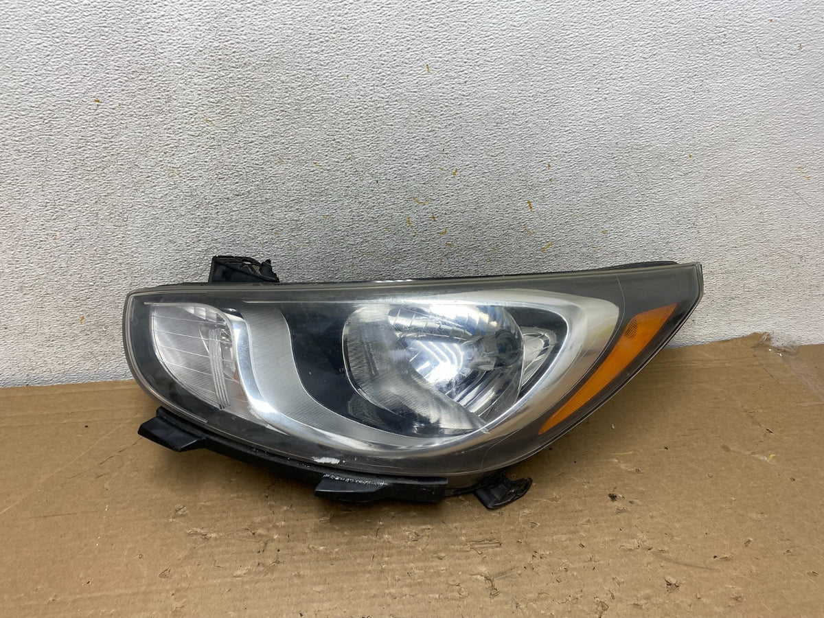 2013 to 2017 Hyundai Accent Left Driver LH Side Headlight AH9037 DW0