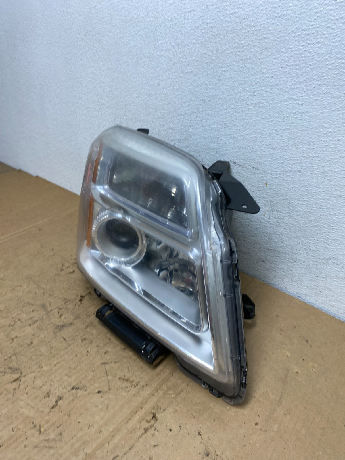 2010 to 2015 GMC Terrain Halogen Passenger Right Rh Side Headlight TYC AD3758 DW1