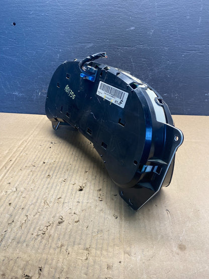 2003 to 2006 Chevrolet Silverado Yukon Cluster Gauge Speedometer AD1755 DG4