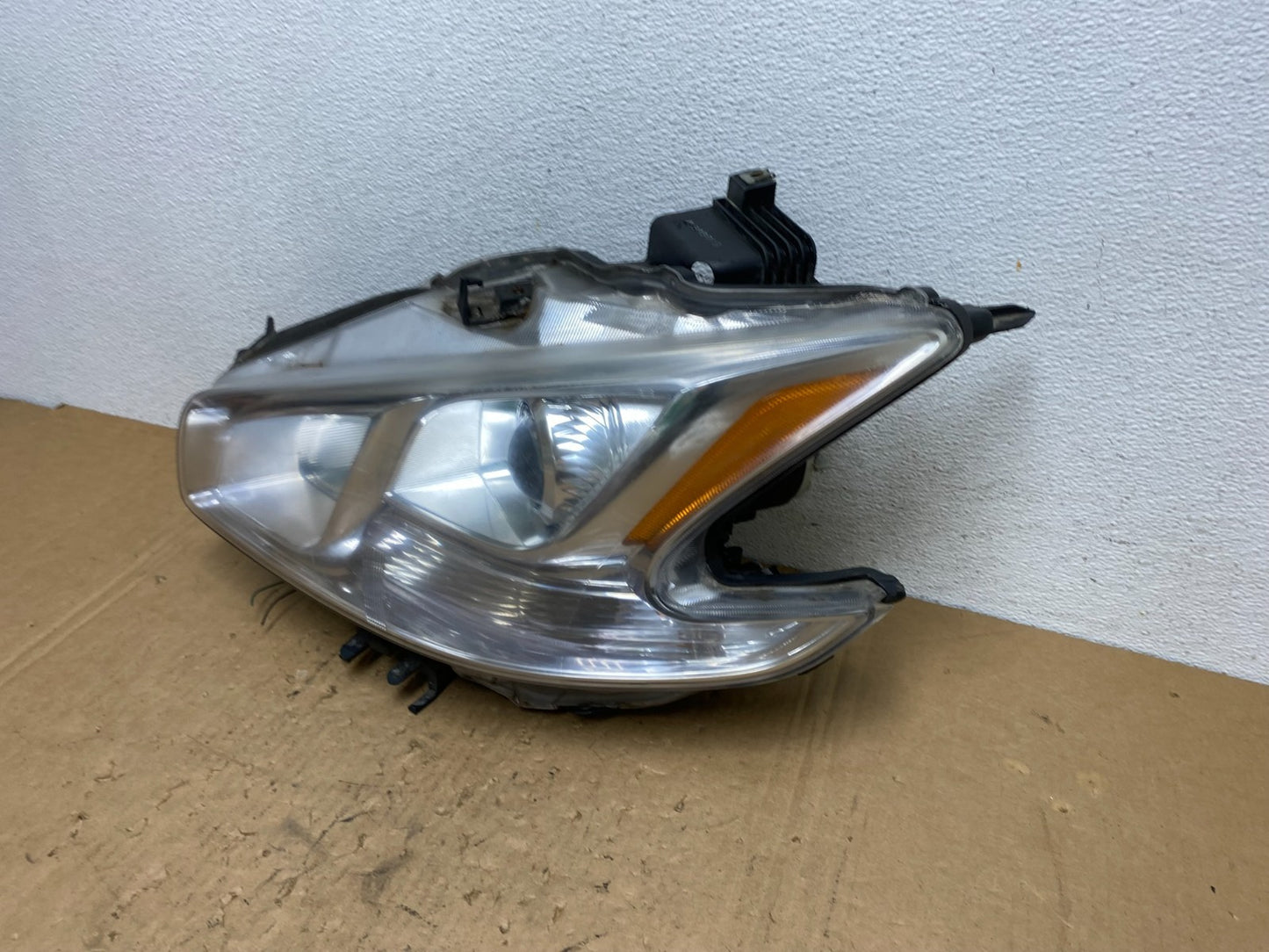 2009-2014 Nissan Maxima Headlight Left Driver Side Xenon HID DEPO AD3299 DW1