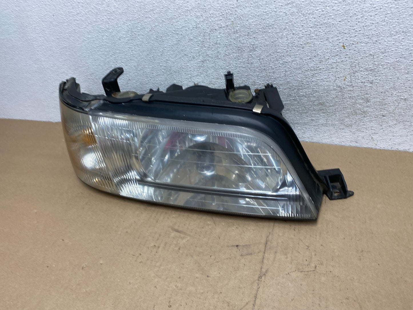 1999-2001 Infiniti Q45 Front Right Passenger Side Headlight AG4648 DG1