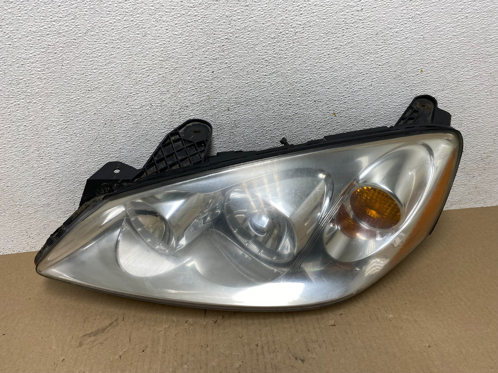2005 to 2009 Pontiac G6 Headlight Left Driver LH Side Halogen AE7024 DW0