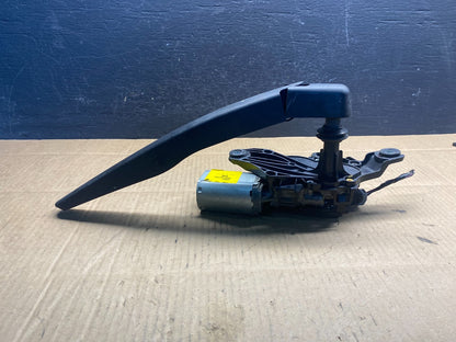 2011 to 2019 Ford Explorer Rear Windshield Wiper Motor AD5076 DG3