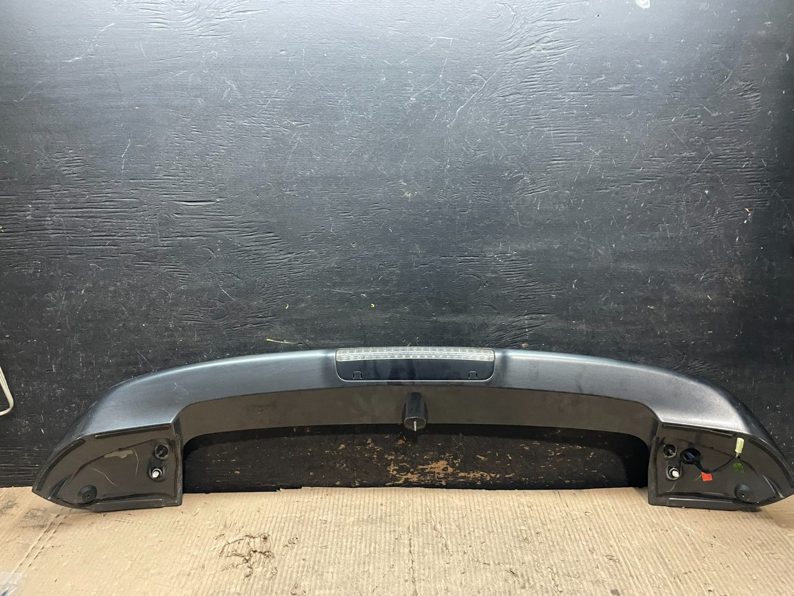 2008 to 2014 Subaru Tribeca Rear Spoiler Wing V6785 DG7