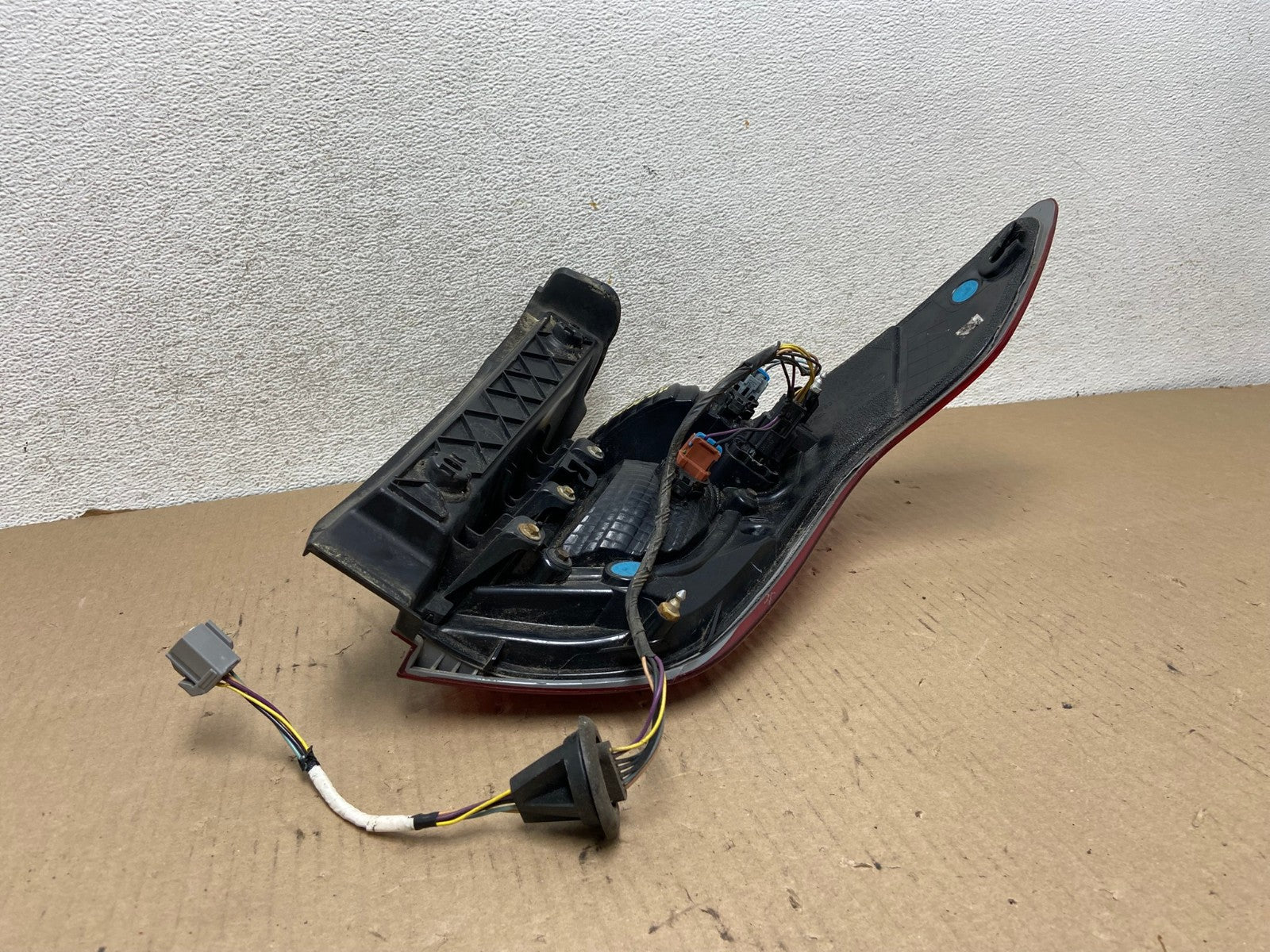 2011 2012 2013 2014 2015 Ford Explorer Left Driver LH Side Tail light AG7951 LK5