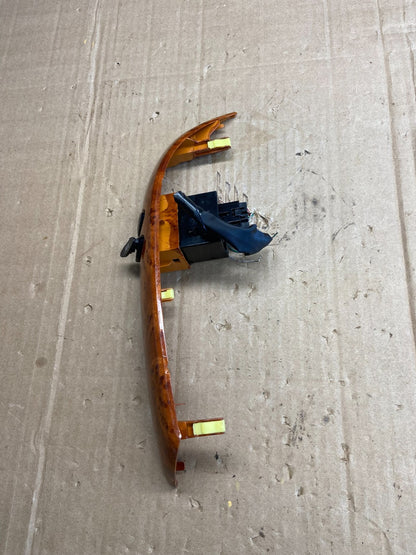 2004 to 2010 Toyota Sienna Switch Key Light Indicator Bezel Trim AE1687 DG1