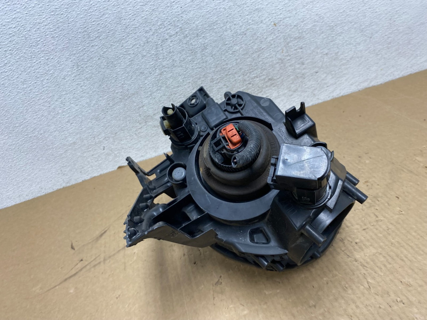2011 to 2014 Nisan Juke Left Driver LH Side Headlight AG0559 DW9