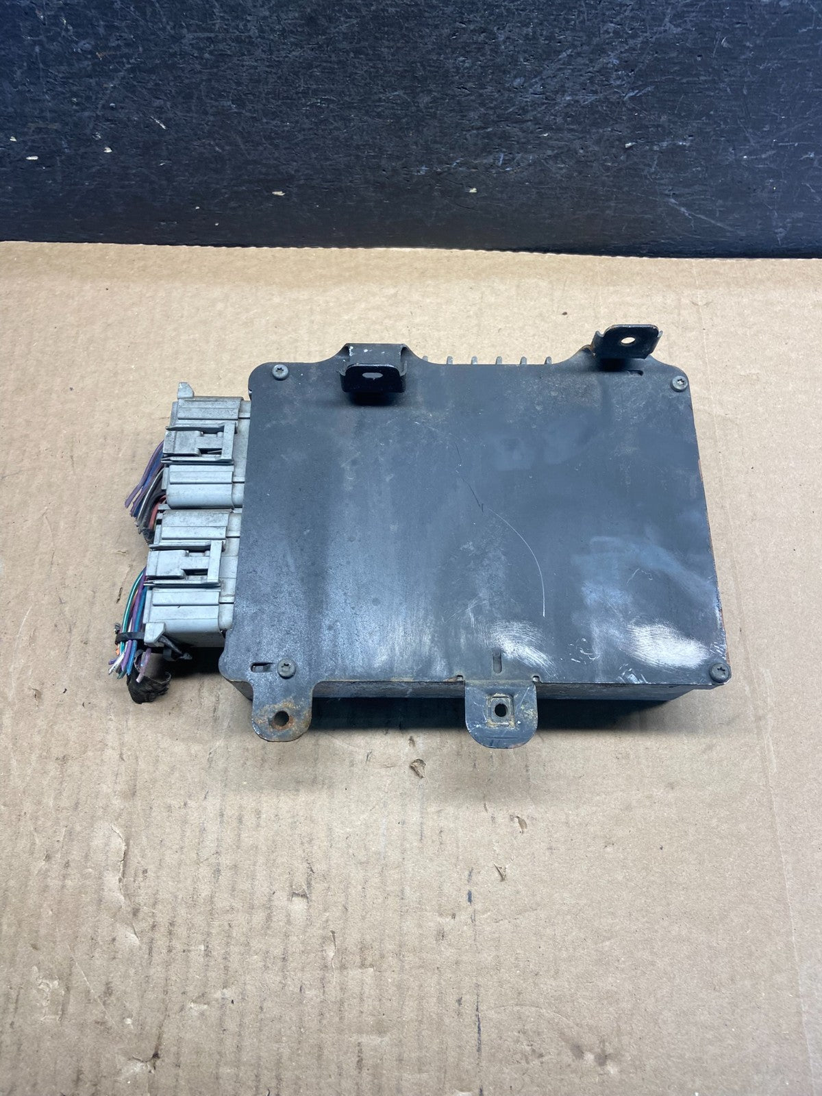 2002 Dodge Caravan Engine Control Unit ECU Module AF9237 DG1