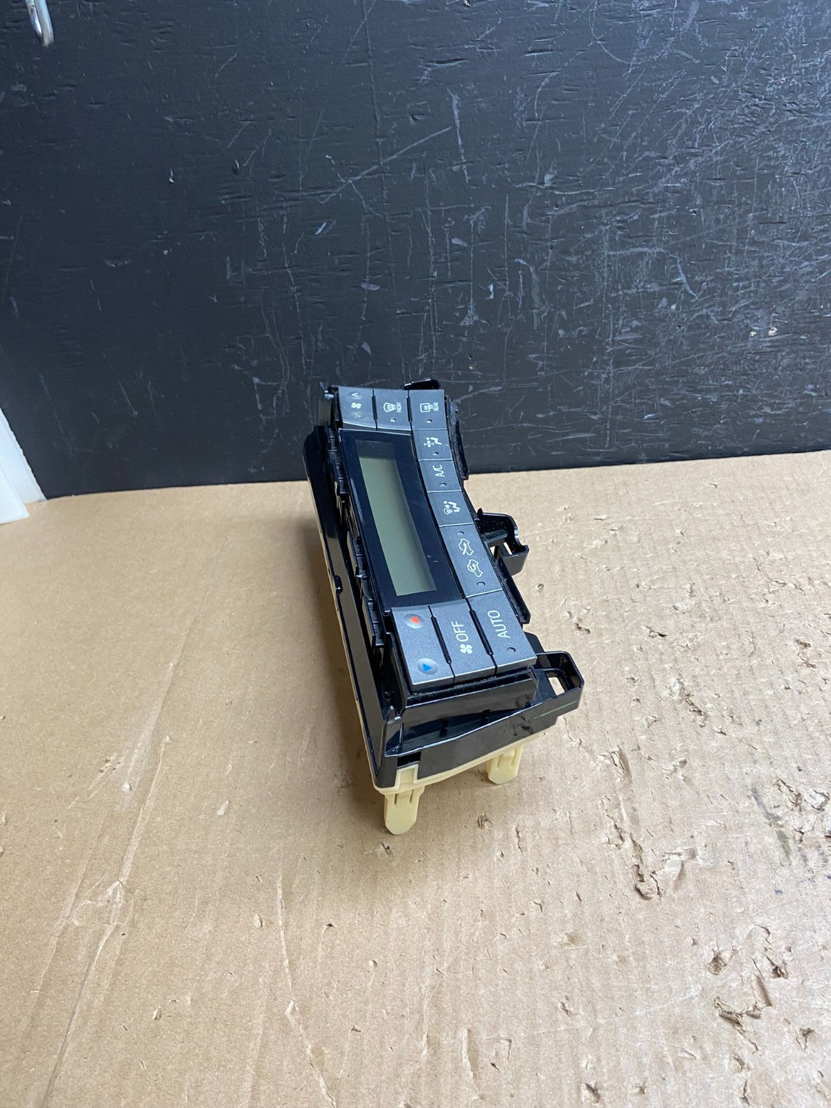 2010 to 2015 Toyota Prius A/C Heater Climate Control Unit Switch af1444 DG1